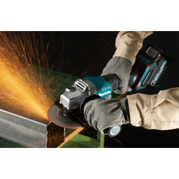 Meuleuse Makita Ø 125mm XGT 40 Volts MAX Lithium (Li-Ion) - 4 Ah - filetage M14 | GA013GM201