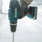 Image du produit : Perceuse visseuse Makita | percussion Hobby - 18 Volts - sans fil Lithium (Li-Ion) - 1,5 Ah - Ø 13mm | HP488DWE