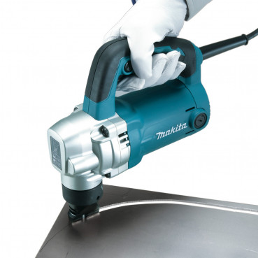 Grignoteuse Makita - 710 Watts - | JN3201J