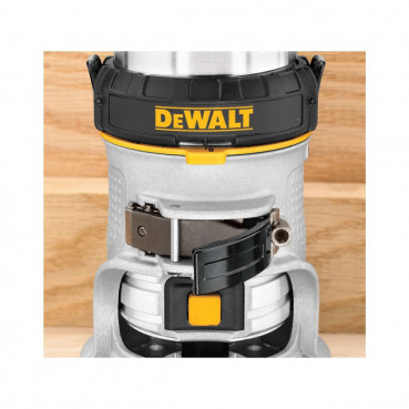 Affleureuse de paume Dewalt compacte 900 Watts - 6-8mm | D26200-QS