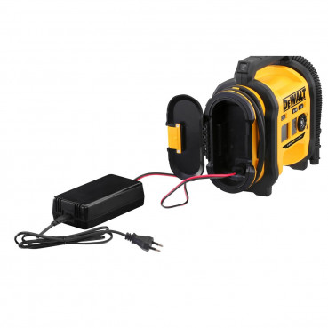 Gonfleur dewalt compact sans fil portatif XR 18 Volts - fonction dégonflage et lampe LED - triple alimentation sur batterie, secteur ou prise allume cigare 12 volts - livré nu sans chargeur ni batterie Dewalt | DCC0...