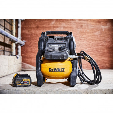 Compresseur Dewalt - XR - sans fil - Flexvolt 54 Volts - – 10 litres - sans batterie ni chargeur | DCC1054N-XJ