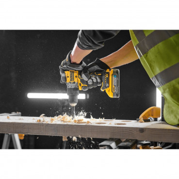 Perceuse visseuse Dewalt percussion compacte - XR - sans fil - 18 Volts - 5Ah li-ion brushless powerstack | DCD805H2T-QW