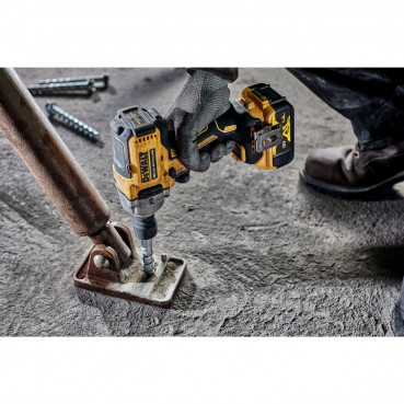 Boulonneuse à chocs Dewalt compacte 1/2" - XR - sans fil - 18 Volts - 5Ah li-ion brushless | DCF892P2T-QW