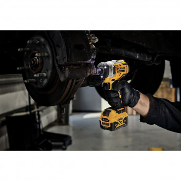 Boulonneuse Dewalt 1/2 - XR - sans fil - 12 Volts - 5Ah li-ion brushless | DCF901P1-QW