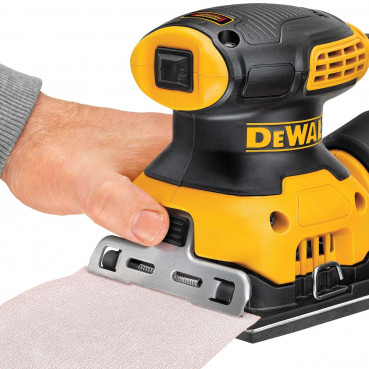 Ponceuse vibrante Dewalt 1/4 de feuille 230 Watts | DWE6411-QS