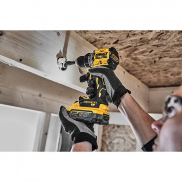 Perceuse visseuse Dewalt compacte - XR - sans fil - 18 Volts - 5Ah li-ion brushless - powerstack | DCD800H2T-QW