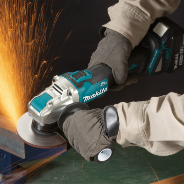 Meuleuse Makita Ø 125mm LXT 18 Volts - sans fil Lithium (Li-Ion) - (Produit seul) - poids 3kg | DGA521ZX1