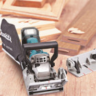 Image du produit : Lamelleuse Makita LXT 18 Volts - sans fil Lithium (Li-Ion) - (Produit seul) - diamètre 100mm - capacité de plongée 0 - 20mm - alésage 22mm - coupe-saignée 4mm | DPJ180Z